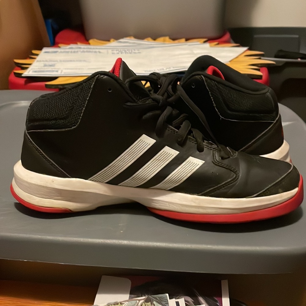 Adidas 8 1/2 - Picture 4 of 7